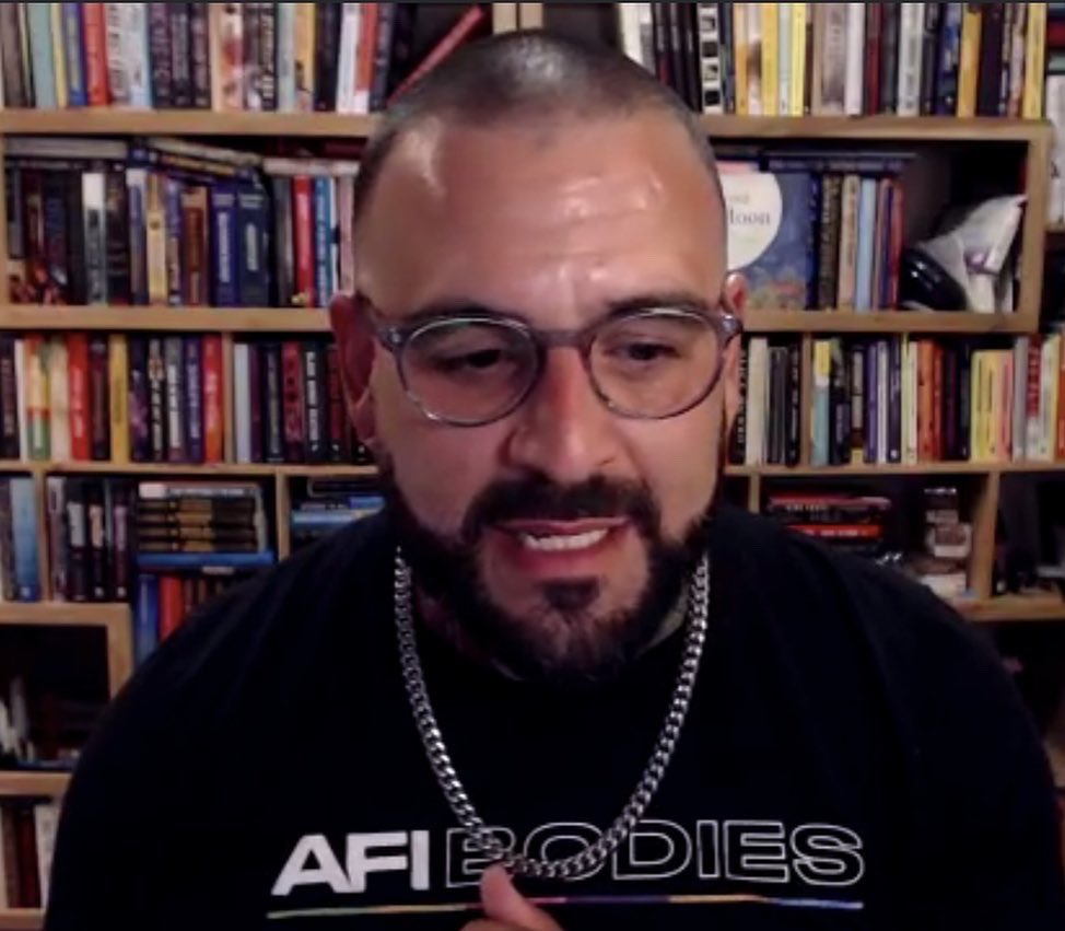 projectlit_dcpl's tweet photo. I am still buzzing over the tremendous event we had with @MarkDoesStuff last Thursday covering The Insiders. So proud of all the questions the group posed to Mark and grilling him on all the Insiders secrets he couldn’t share! 

Thank you Mark!!

#projectlitbookclub https://t.co/QB9tZH7cZo
