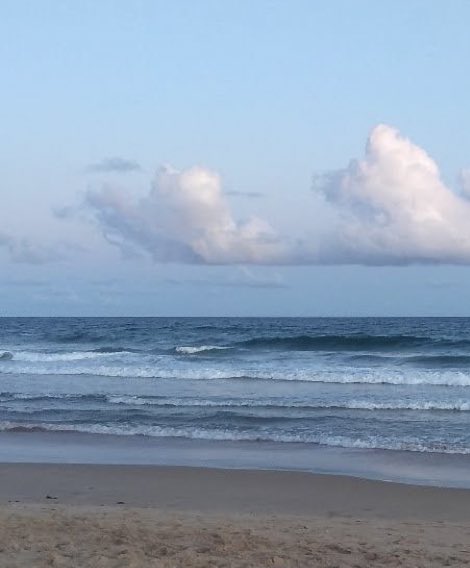 ༄

𝗿𝗲𝘀𝗽𝗶𝗿𝗮𝗿 𝗮 𝘀𝗼𝗺𝗯𝗿𝗮 𝘃𝗶𝘃𝗮

            𝗃’𝖾́𝖼𝗋𝗂𝗌 𝗅𝖺̀ 𝗈𝗎 𝗅𝖺 𝗉𝖺𝗋𝗈𝗅𝖾 𝗇’𝖺 𝗉𝖺𝗌  
            𝖾𝗇𝖼𝗈𝗋𝖾 𝖾́𝗍𝖾́ 𝖽𝖾́𝗅𝗂𝗏𝗋𝖾́𝖾,
            𝖾𝗇𝗍𝗋𝖾 𝗅’𝖾𝖺𝗎 𝖾𝗍 𝗅𝖾 𝖽𝖾́𝗌𝗂𝗋, 
            𝗉𝖺𝗋 𝗅𝖺 𝗅𝖺𝗇𝗀𝗎𝖾 𝖽𝗎 𝗏𝖾𝗇𝗍