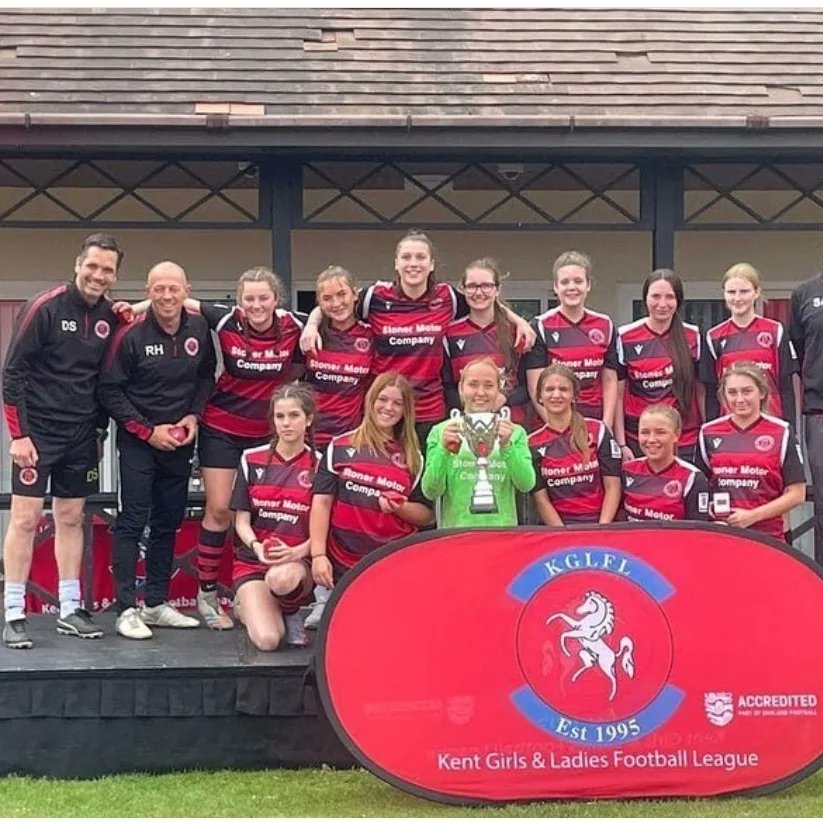 KGLFL's tweet photo. Congratulations to all the teams who played in yesterday's Cup Finals. A fantastic set of matches and a great advert for girls football.
🏆⚽️💪
@CastleColts @AnchoriansFC @HaydenYouth @MUFCWomen @Ramsgate_FC_YS @Crayfordgirls Bettshanger FC Upchurch Colts https://t.co/rFvaMGRShk