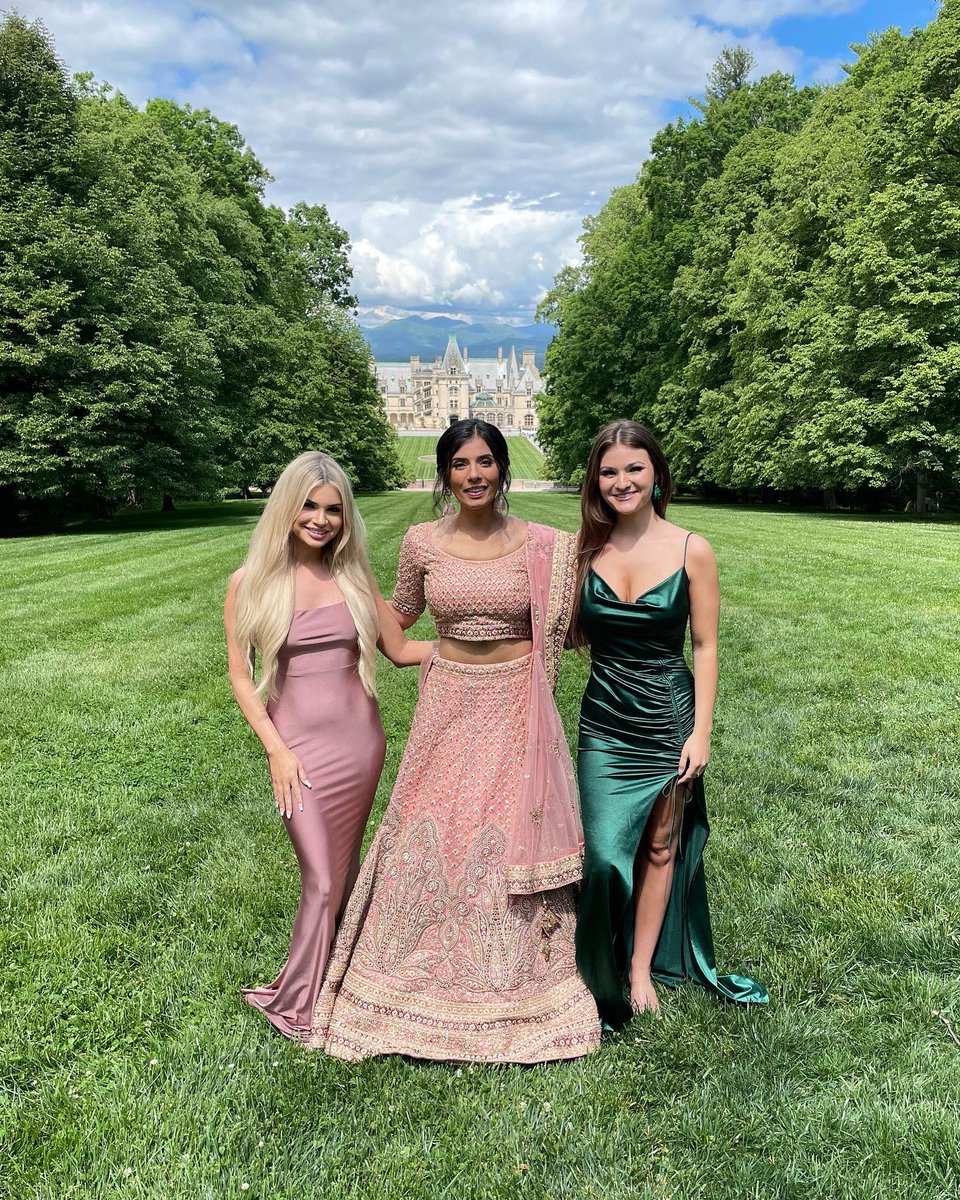 aliterral_'s tweet photo. the most gorgeous wedding 🤍 https://t.co/5reG6mAKgI