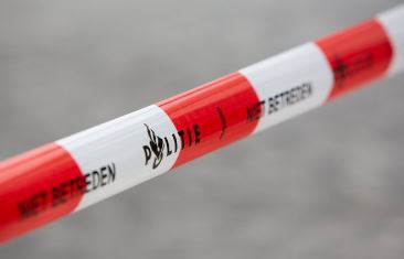 Rond 20.15 uur kreeg <a href="/POL_Uden/">Politie Uden</a>  een melding van wateroverlast op de Abdijlaan in #Uden. De 31-jarige bewoner van een woning in het appartementencomplex op die locatie bleek verantwoordelijk voor de overlast. Hij vertoonde verward gedrag en vormde een mogelijk gevaar voor zichzelf