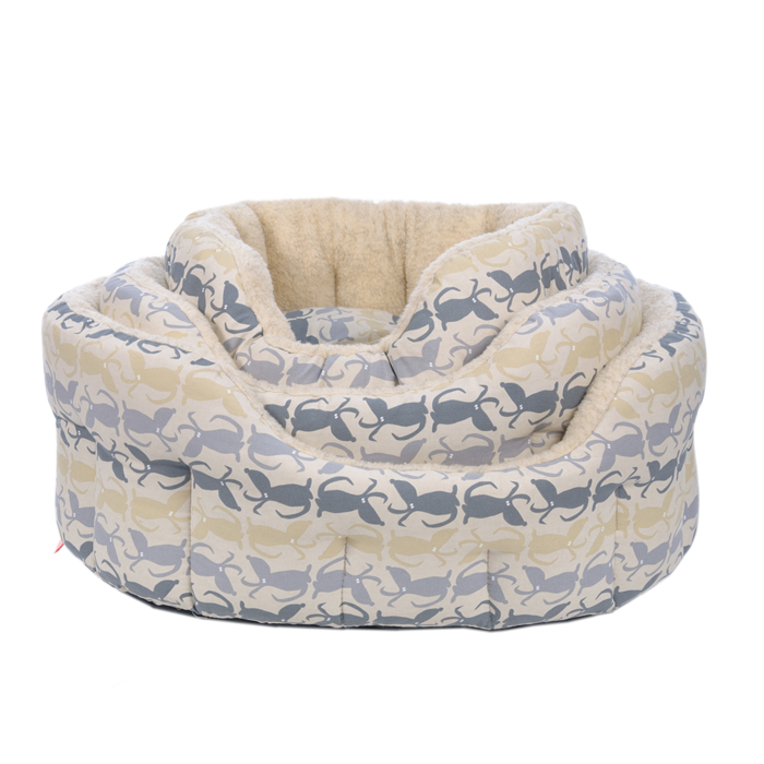 PoppyandRufus's tweet photo. An order for our Hector Beds in Poppy fabric has been made and we should be expecting these in stock soon.... in a choice of silver or oatmeal lining. Which lining colour do you prefer? 🐾🐾 https://t.co/BGtEpUNUcW