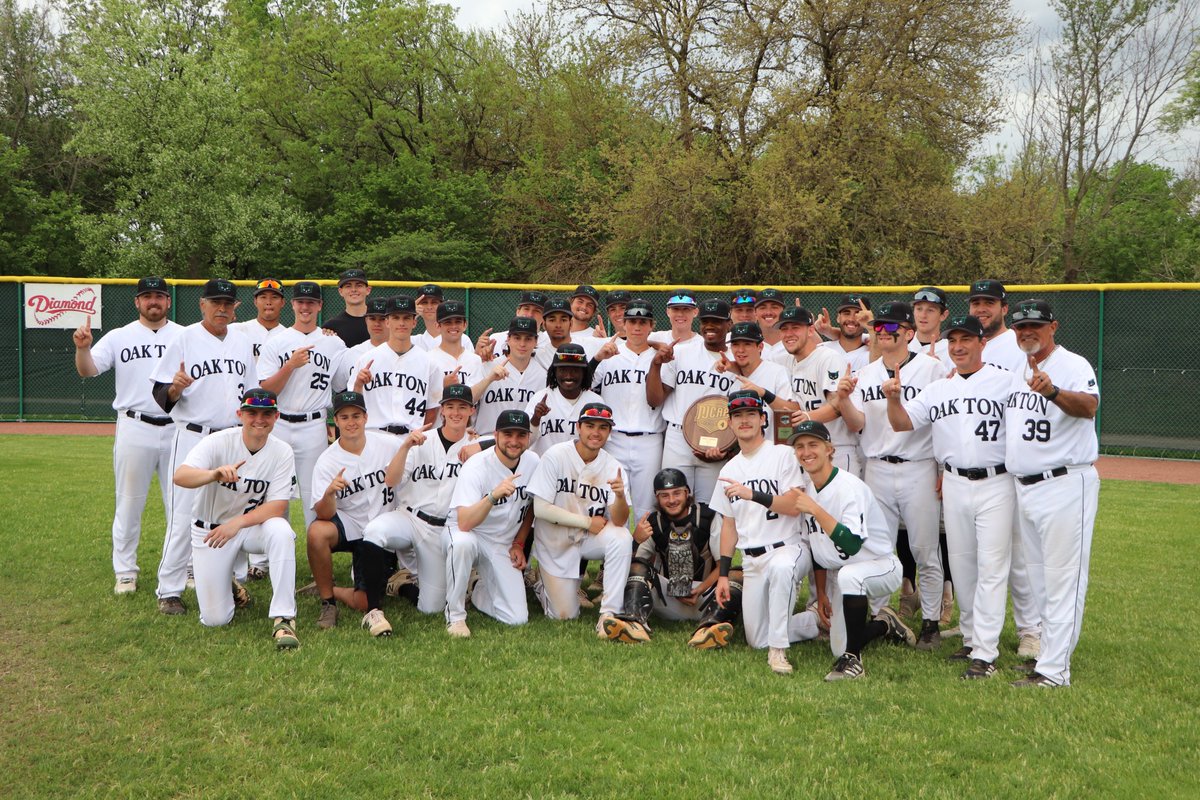 Oakton Athletics tweet media