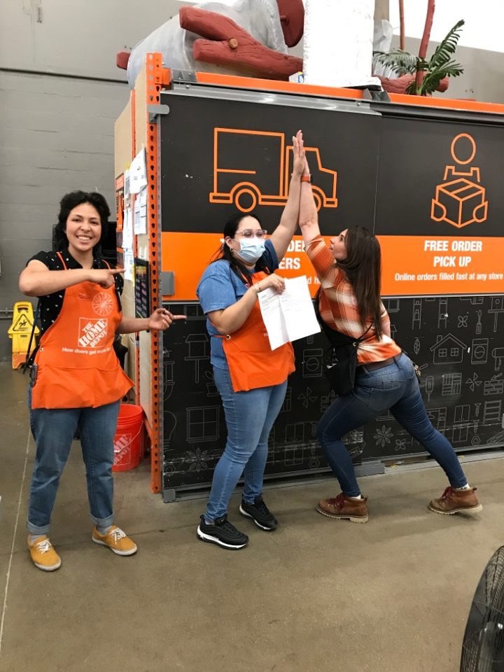 Nicole Marneris tweet media