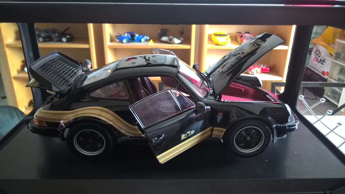 patcollectors1's tweet photo. #Diecastmodelcar
#porsche
Porsche 911 930 turbo
3.3L bbuchmann 1976 😍😍✍️ https://t.co/2pr9ByxCZf