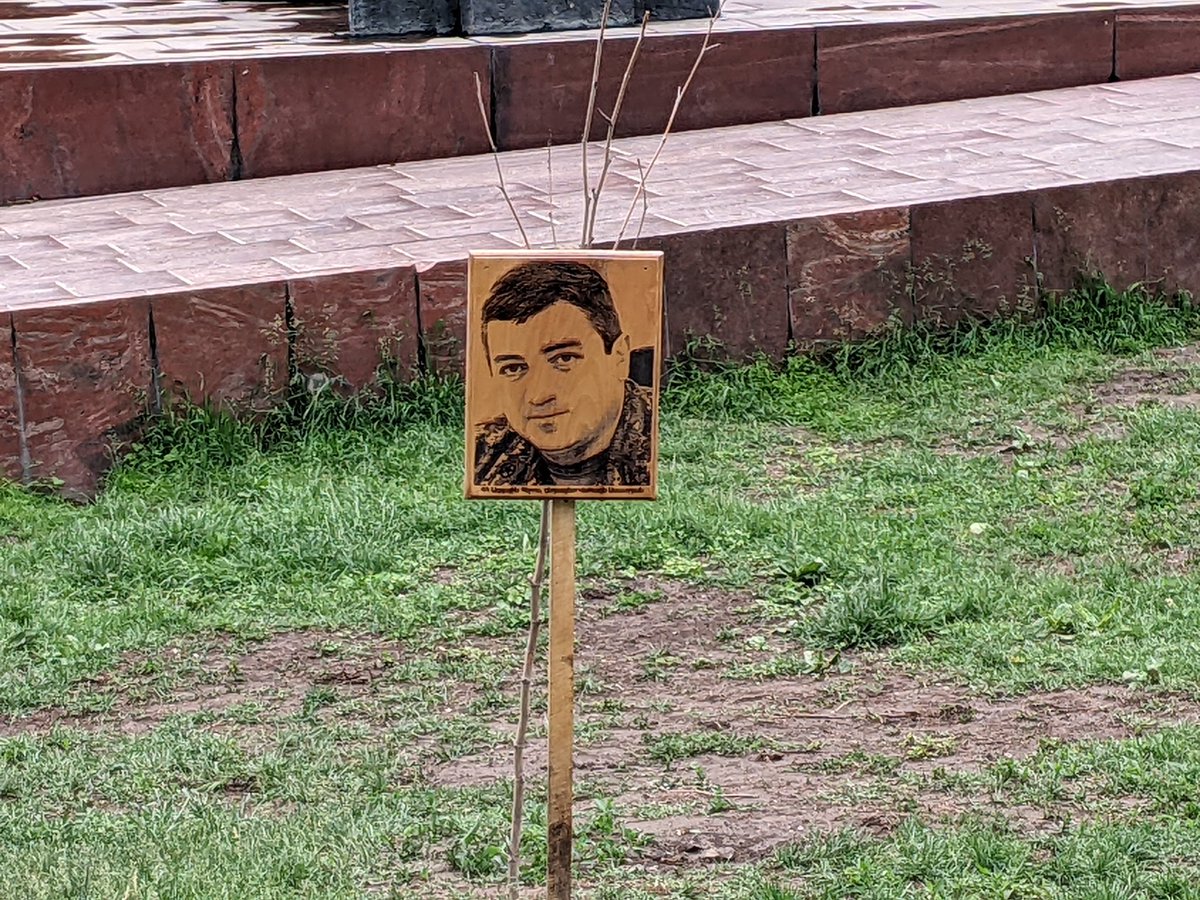 BeaHorn254's tweet photo. A war so present here, so forgotten elsewhere #Yerevan https://t.co/aApkMIiWL1
