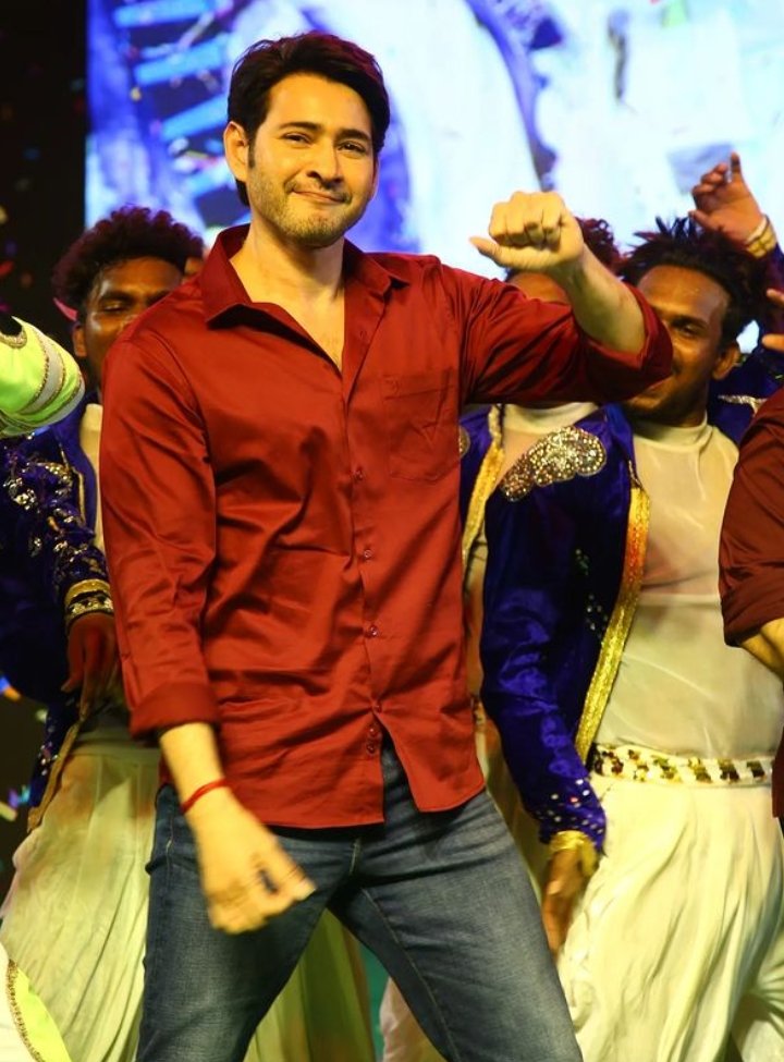 Sheerbabu12's tweet photo. Negativity,Fake Reviews,Batch Crying etc...
Babu : chall dengandi rara thaman enjoy cheydham svp success ni💥🥺🔥 #BlockbusterSVP @ursyathi https://t.co/L0BwCvGXGk