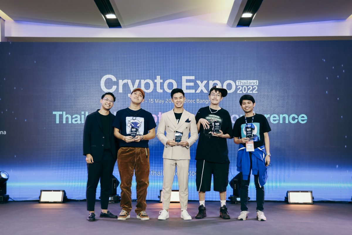 ภาพบรรยากาศในงาน #CryptoExpo2022 ที่ผ่านมา ทางทีมงานได้มีโอกาสขึ้นไปพูดคุยถึงโปรเจ็คที่กำลังจะเกิดขึ้นของ 
<a href="/over9kers/">OVER9KERs</a> ขอบคุณทีมงานและทุกคนมากๆ ครับ

A part of the CryptoExpo2020. The team had the opportunities to speak our upcoming NFT projects. Thank you everyone.

Stay tuned✍️