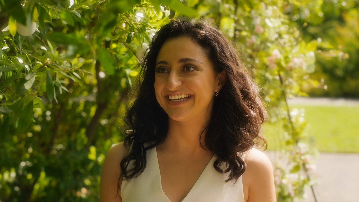 swimpedia's tweet photo. If you haven't already, make sure to check out the seventh and eighth episodes of @ThreeBusyDebras Season 2, as they were just added to @hbomax today!

Episodes: "Debra Gets a Boyfriend" and "Women’s History Hour" https://t.co/bElMqMUYXN