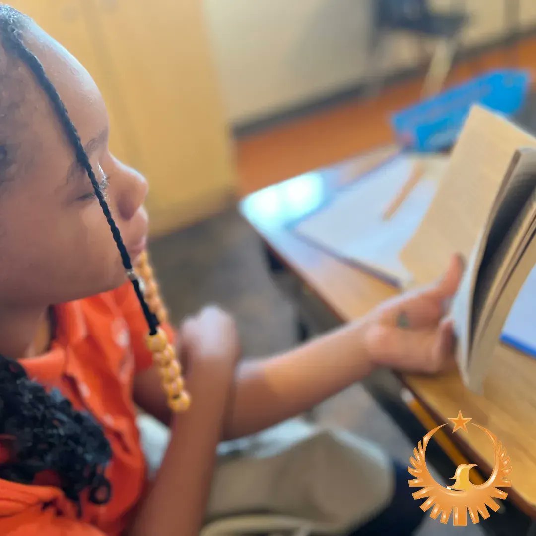 ResurgenceHall's tweet photo. Reading is fundamental. ππ #Literacy #Resurgencehall #RHCS #RHway #Charterschools https://t.co/tR7a4RKlfN