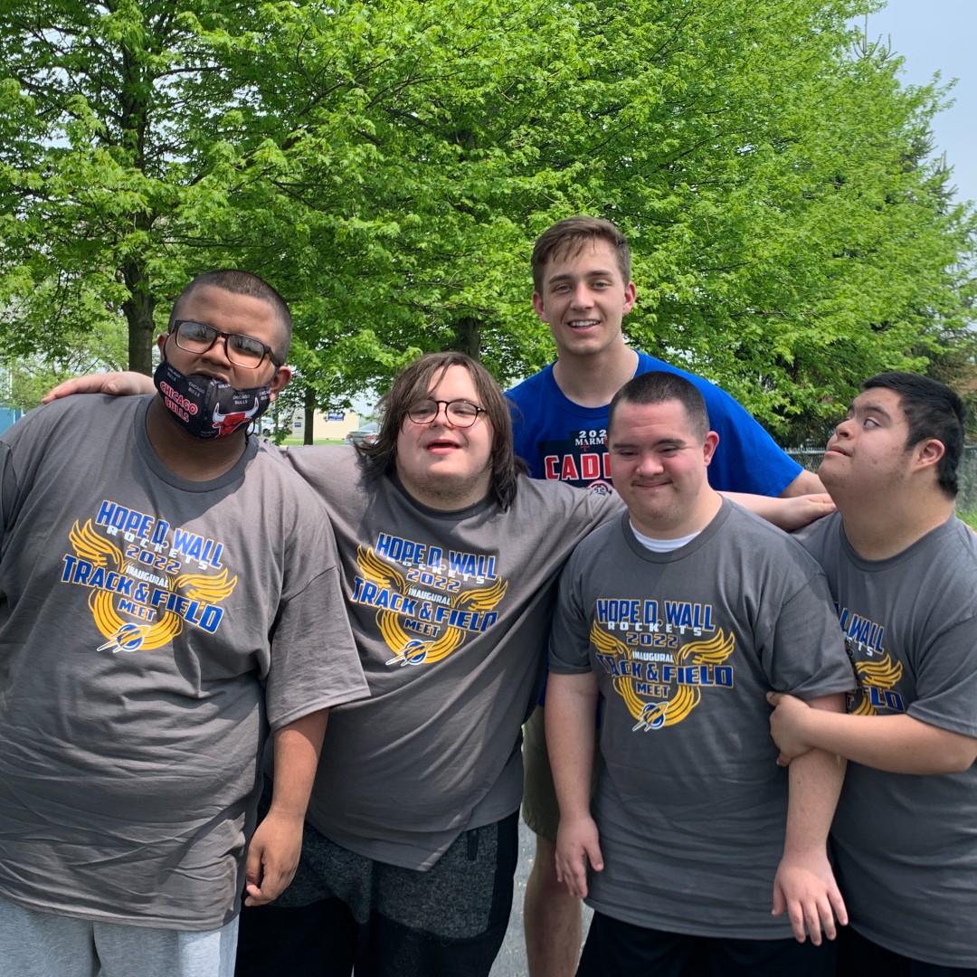 marmionacademy's tweet photo. Several juniors and seniors had the opportunity to work with students at Hope D Wall School in Aurora last week helping to lead motor skills activities and their inaugural track &amp; field meet. It was an amazing day spent with amazing people! #FaithInAction https://t.co/klyOZb1jzz