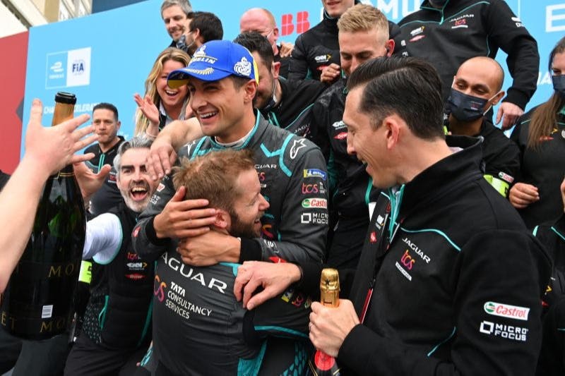 Congrats to @mitchevans_ for winning the #RomeEPrix Double header! The entire @MicroFocus team celebrates with @JaguarRacing on their win :) #RunandTransform #ReimagineRacing #TeamMicroFocus bit.ly/39s9j9d