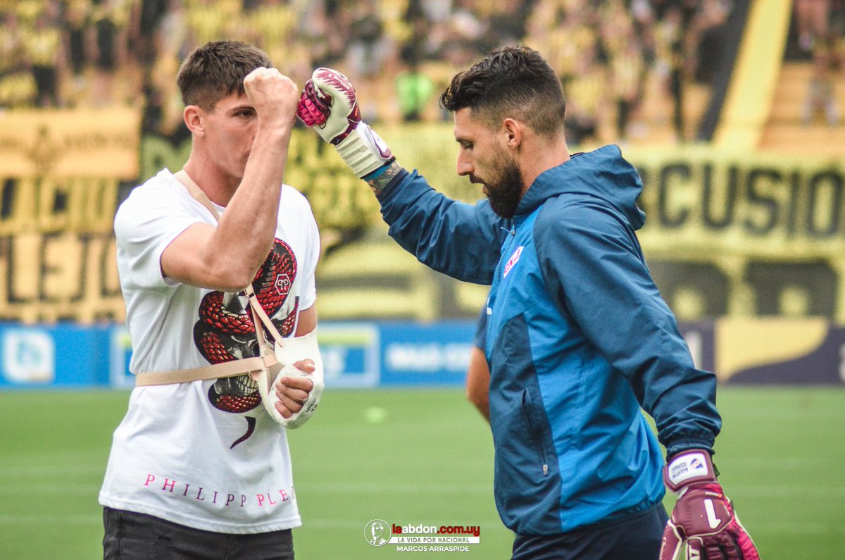 ElOtroValentin's tweet photo. En vos confío 🧤😉 https://t.co/y9bmRV4VCg