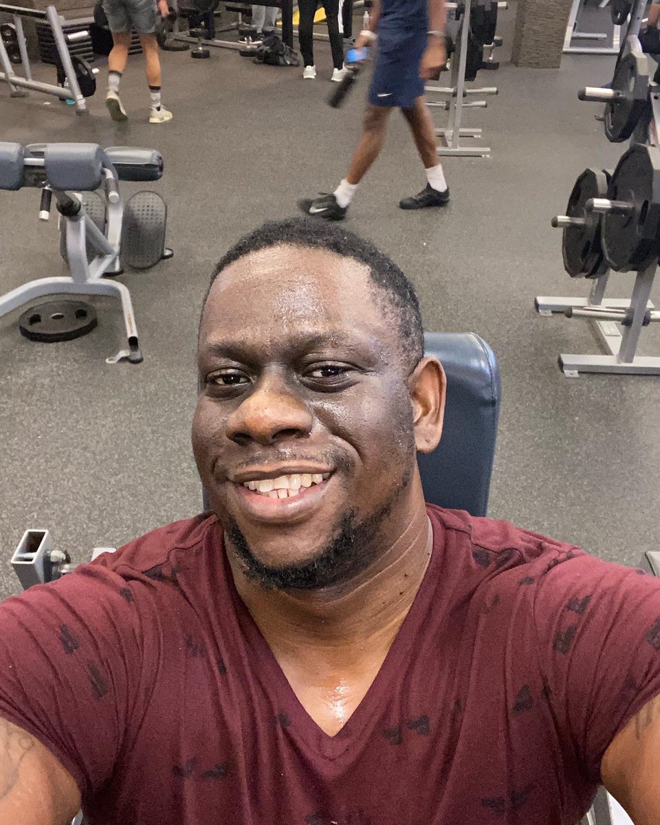 3sumComedian's tweet photo. Sexy always comes  with a cost, https://t.co/KuDAucKtVv