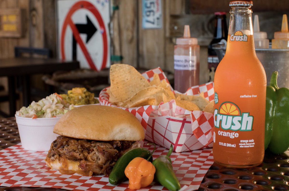 AllStar_Storage's tweet photo. In honor of National BBQ day, we wanted to feature one of our FAVORITE BBQ places actually built with a shipping container - @jalapenobucks 😉https://t.co/Oz5D77YUOH
#allstarstorage
#shippingcontainers
#modifiedcontainer
#NationalBBQDay
#jalapeñobucks https://t.co/pcbJ9XYxeQ