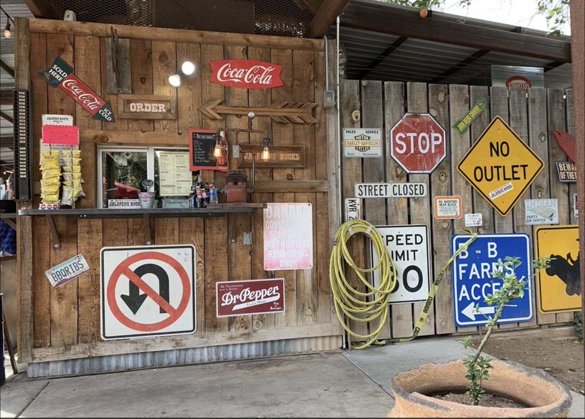 AllStar_Storage's tweet photo. In honor of National BBQ day, we wanted to feature one of our FAVORITE BBQ places actually built with a shipping container - @jalapenobucks 😉https://t.co/Oz5D77YUOH
#allstarstorage
#shippingcontainers
#modifiedcontainer
#NationalBBQDay
#jalapeñobucks https://t.co/pcbJ9XYxeQ