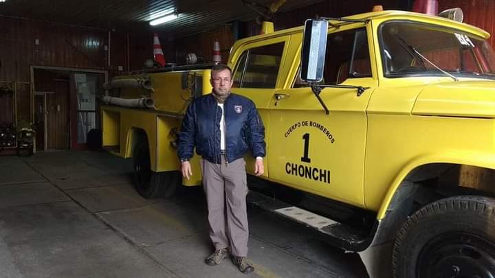 Como Sede Los Lagos lamentamos Comunicar el Sensible Fallecimiento del Instructor Sr.Miguel Sánchez Aguirre QEPD.
Como Instructor deja una huella imborrable en el corazón de todos los Bomberos de su Isla de Chiloé y la Región.<a href="/ANB_Chile/">Academia Nacional</a>
<a href="/consejo10/">Bomberos Consejo Regional  Los Lagos</a> <a href="/bomberoschile/">Bomberos de Chile</a> <a href="/PrimeraChonchi/">Primera Cia. Chonchi</a>