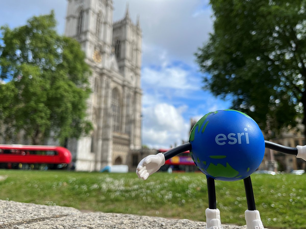 Esri UK tweet media