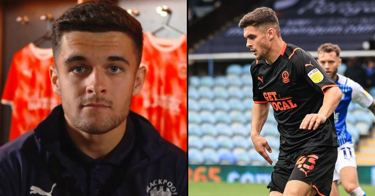 ladbible's tweet photo. 🔔 | 17-year-old Blackpool FC footballer Jake Daniels has come out as gay. 

More below: https://t.co/Gkg5ANr3Jh