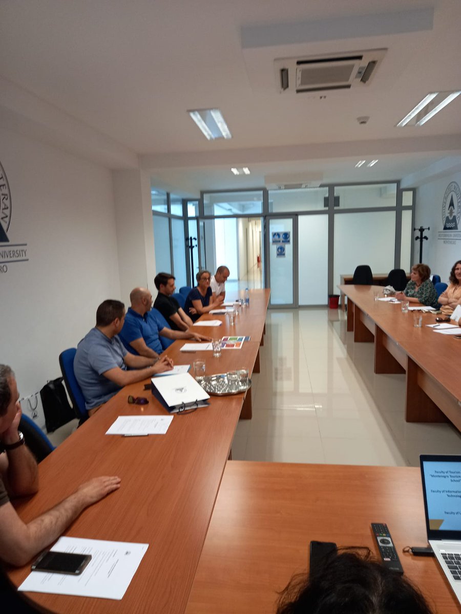 patriciammateo's tweet photo. Empezamos movilidad Erasmus a #Montenegro buscando nuevos proyectos y colaboraciones con @univerzitetMediteran representando @insjoanbrossa y acompañados de @fpalzira @cipfp_valle_de_elda IES Luis Seoane, CIPFP La Laboral, y Universidad da Coruña https://t.co/F9uJ1ly7n9