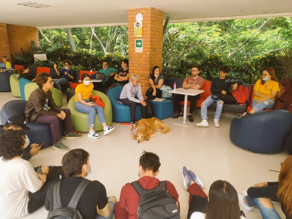 SPaezLeal's tweet photo. #MarquesInClass en: @unab_online de: #PuertasAbiertas https://t.co/JLBtPe6WoS
