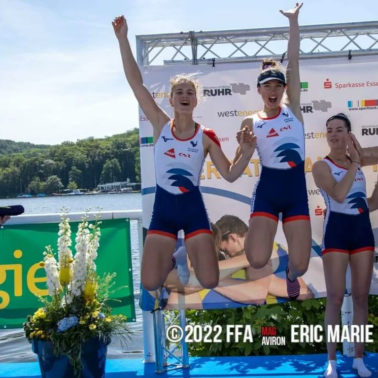🥇Régate Internationale d'Essen 🇩🇪🥇

Super week-end avec l'équipe de France 🇫🇷
Tous réunis, Hommes, Femmes, Olympiques, U23... Popopow ça fait du dégât ! 🤩🎉#teamworkmakesthedreamwork

Quel bonheur de relancer les courses en double😍

#aviron #rowing #rudern #remo #race #essen