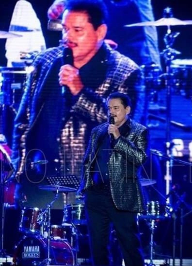 don_agui74's tweet photo. Mayo 16, 1958.
Nace una voz destinada a la SALSA con larga vigencia: #LaloRodríguez quien desde su adolescencia, se juntó con #EddiePamieri y los mejores.
🥳🎉¡FELIZ CUMPLEAÑOS, CANARIO DE CAROLINA!🎊🎆
Interpretando a #TiteCuret ✍🏽 y a #RaySantos 🎷 :
https://t.co/QhBN2ClCrR https://t.co/AJDiBMeT3c