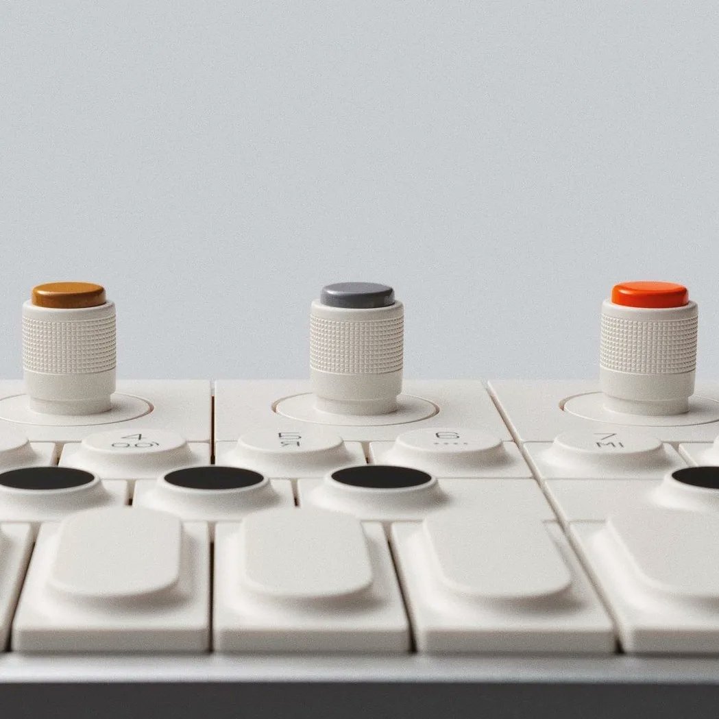 superellipse_'s tweet photo. OP-1 Field - designed by @teenageengineering , visualised by @ilyakolganov 

Beautiful industrial design detailing as always.

.
.
.

 #industrialdesign #teenageengineering #op1teenageengineering #3dartist #design #cmf 
#3drender  #designinspiration #productdesign #rendering https://t.co/AtnBAI1tq5