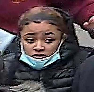 MPSLewisham's tweet photo. #Appeal 🚨

Names please❗️

The Victim was viciously attacked in Lewisham High Street on 3rd February 2022 at approximately 16:30 hours

2⃣ Suspects have already been arrested, but we still need to speak to the 3⃣ below👇

Any information please DM or email p232672@met.police.uk https://t.co/VUhmztwOb8