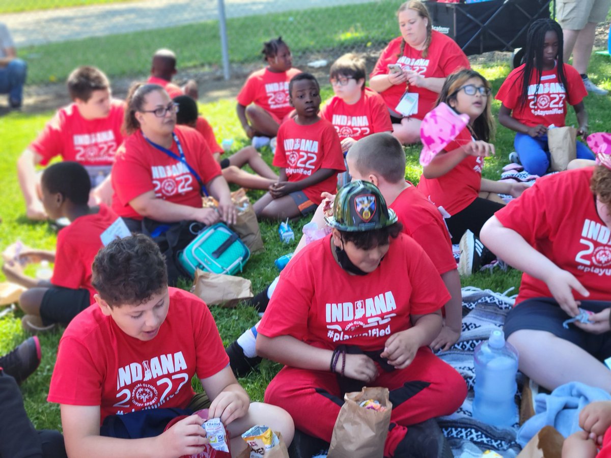 radaugherty's tweet photo. These athletes have worked up an appetite at the @WayneTwpSchools @SOIndiana Unified Games! Enjoying our picnic lunch thanks to @WTChildNutr and many volunteers! #WeAreWayne #PlayUnified https://t.co/2TuUyQExrz