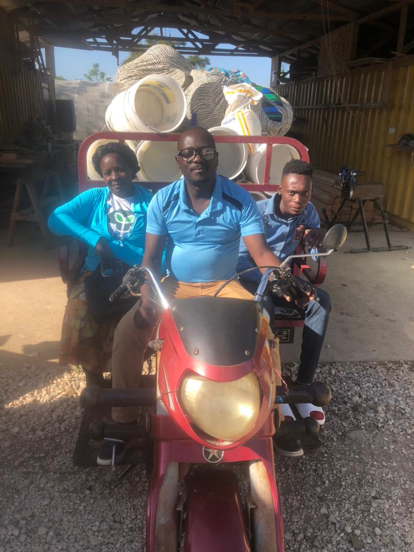 This week, Levo Training Coordinator, Dunerose Beinamie and her team are on the way to delivering Bokits in the village of LaJeune, south of Pignon in the central plateau of Haiti.
#hydroponics #Haiti #foodsecurity