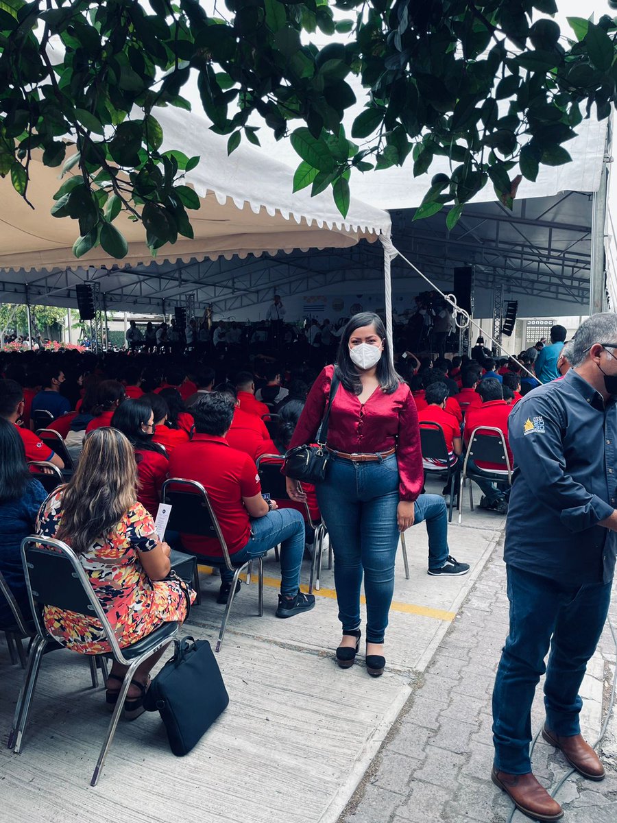 CAPAVivienda's tweet photo. El día 04 de mayo acudimos a la celebración por el 55 aniversario de la #preparatoria8UANL 
agradeciendo siempre el apoyo que nos brindan para trabajar con los jóvenes. https://t.co/gIuYDiefxm