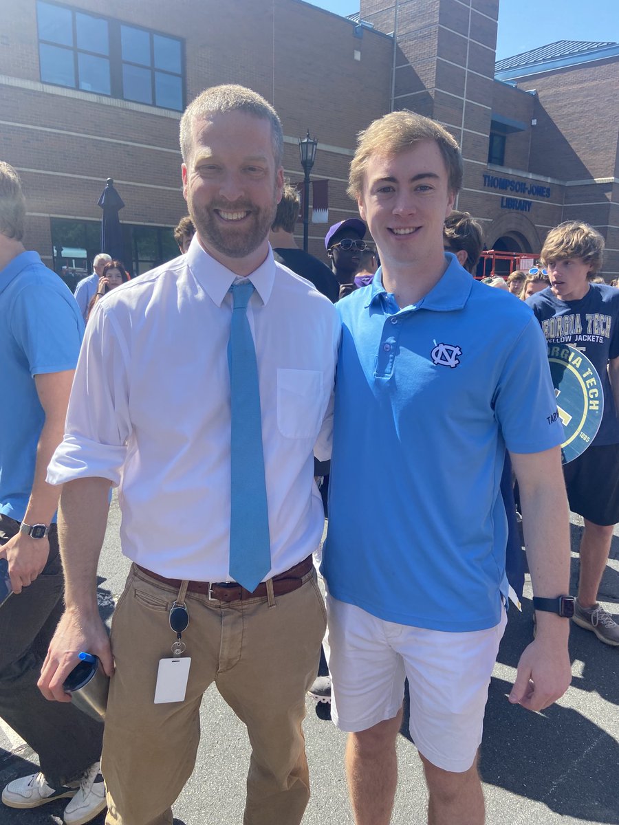 DevelopPDS's tweet photo. Alumni Eye! Class of 2018 #AlwaysACharger! https://t.co/EBDTn9ATwp