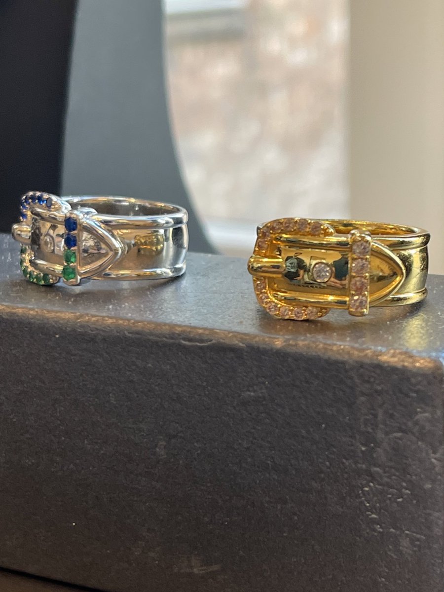 𝔽𝕖𝕒𝕥𝕙𝕖𝕣 ℙ𝕖𝕟𝕕𝕒𝕟𝕥𝕤 “𝔹𝕦𝕔𝕜𝕝𝕖” 𝕁𝕖𝕨𝕖𝕝𝕝𝕖𝕣𝕪  🧠