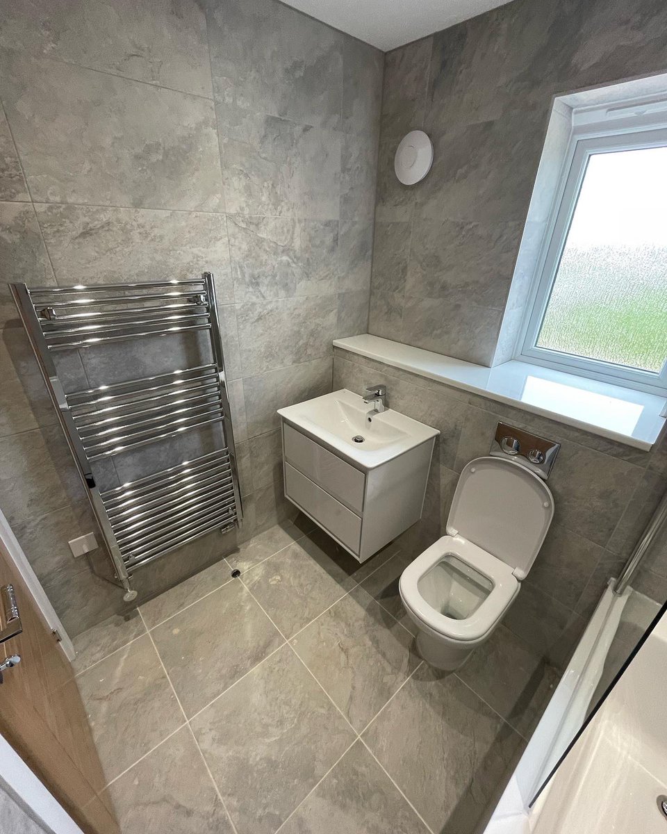 bbarlowww's tweet photo. Show home at Corby finished.
#plumbing #bathroom #plumbingcontractor https://t.co/Bc7wEUXMAl