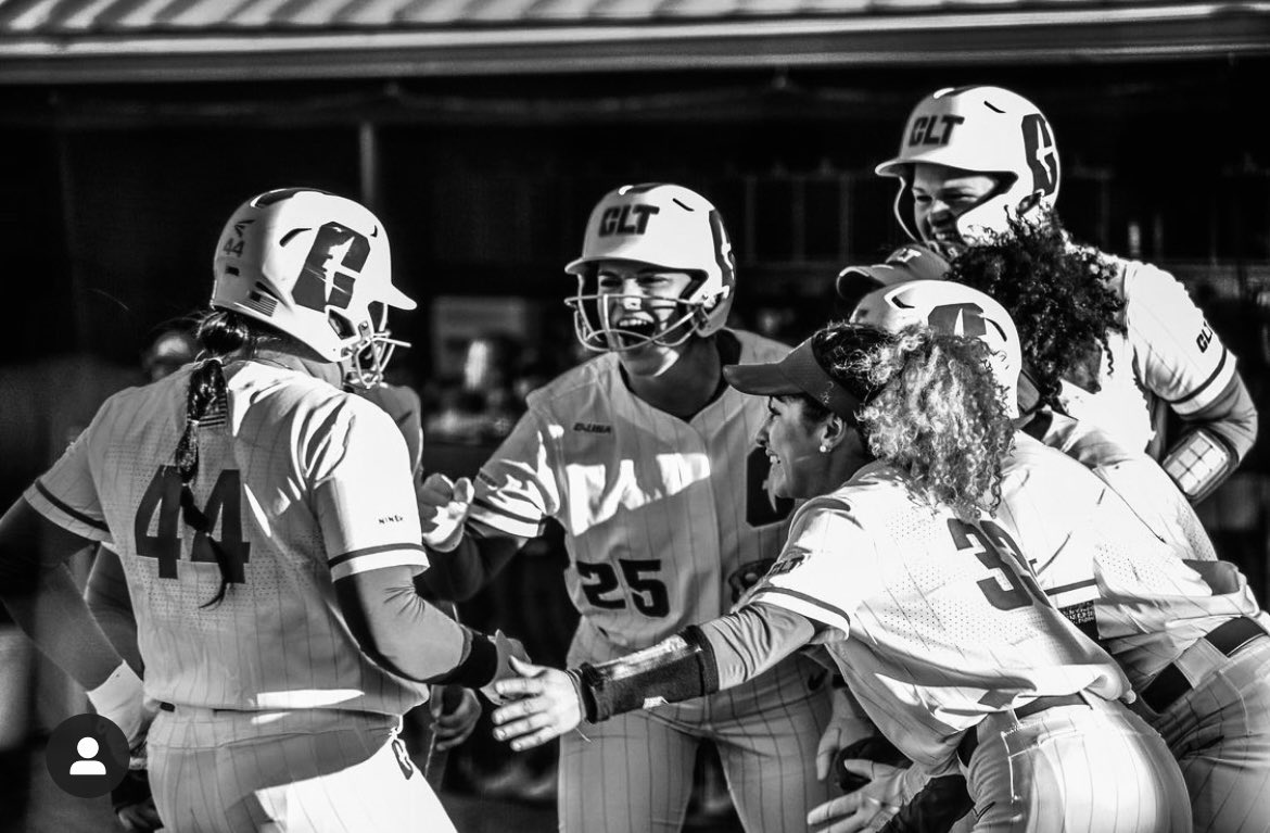KaliJoness's tweet photo. This team was so special. So much love 🤍 https://t.co/UI9EzxV9Oc