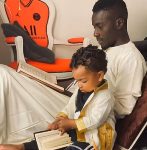 BirahimeSeck's tweet photo. Mme Valérie Pecresse @vpecresse, le valeureux champion d'Afrique, @IGANAGUEYE2, s'est toujours acquitté, avec panache de ses obligations d'exemplarité. C'est à vous d'en faire de même, à l'endroit de vos créanciers et de votre famille politique orpheline de projets🇸🇳🇸🇳🇸🇳 https://t.co/VtKIsgCrFT