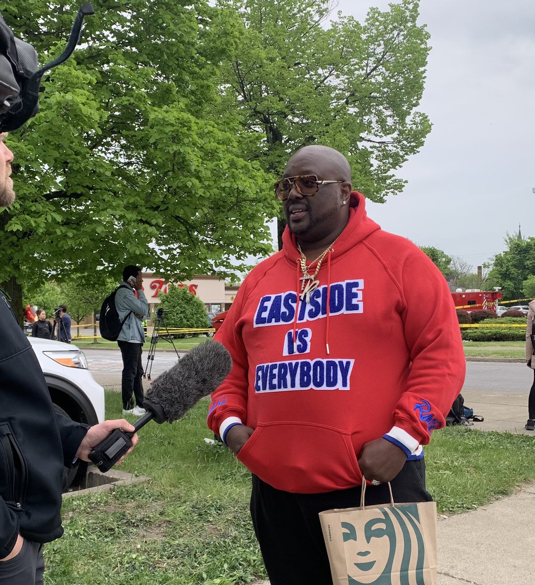 kathayles's tweet photo. TOPS Friendly Markets fed Stevo Johnson’s neighbourhood and employed his students, aunt and nephew. Now, it’s the location of a racially motivated attack.
 
“There's no way you can process this,” says Johnson. “it's evil is hateful and it's just corrupt.” https://t.co/z9Sr74QScP