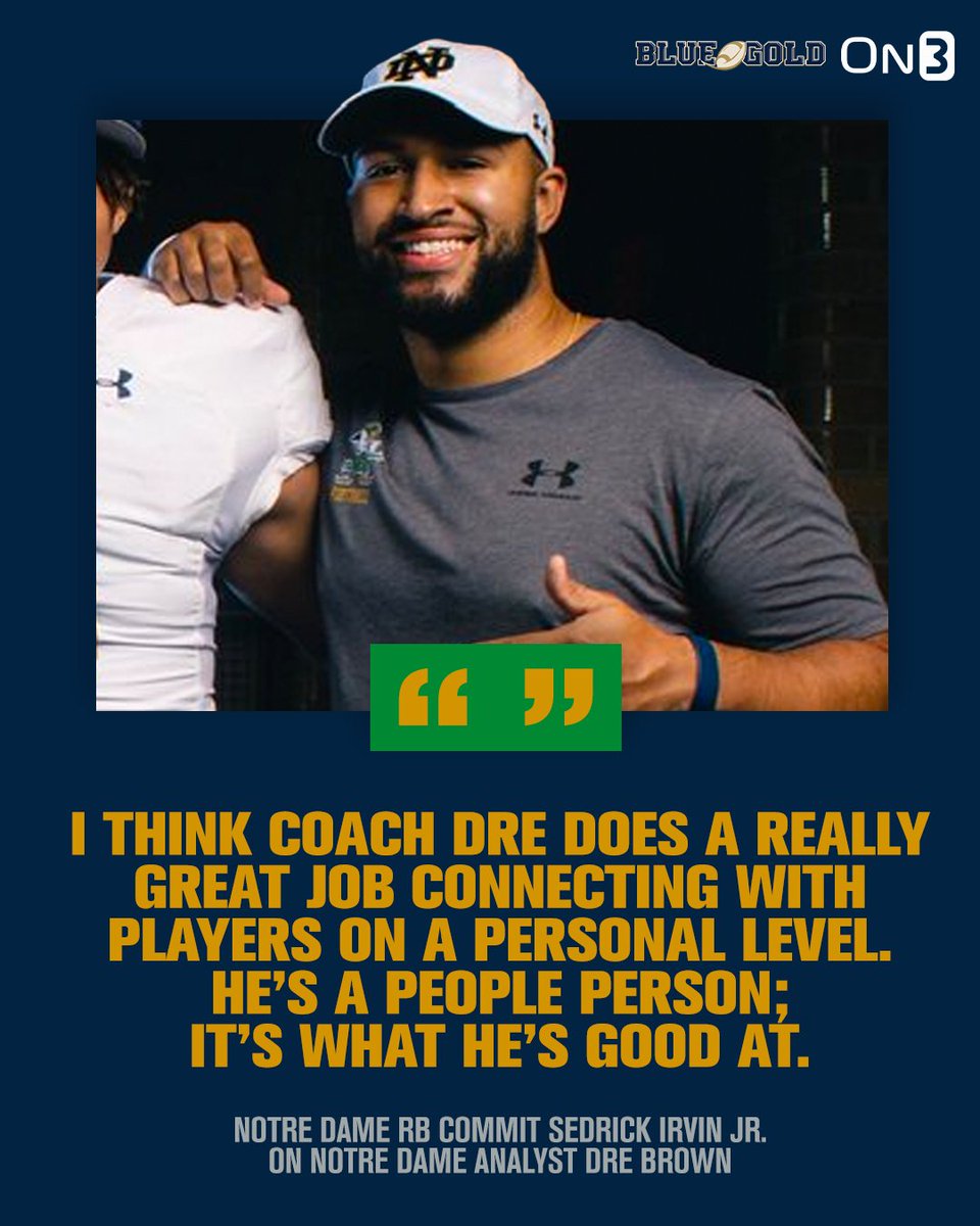 MikeTSinger's tweet photo. 𝕿𝖍𝖊 𝕲𝖔𝖑𝖉 𝕾𝖙𝖆𝖓𝖉𝖆𝖗𝖉

Notre Dame has a rising star on its staff. Get to know analyst/recruiting specialist Dre Brown, who has thrived in the past 10 months in South Bend.
 
🔗: https://t.co/5DuOpdD42f https://t.co/GSvPoNDmuP