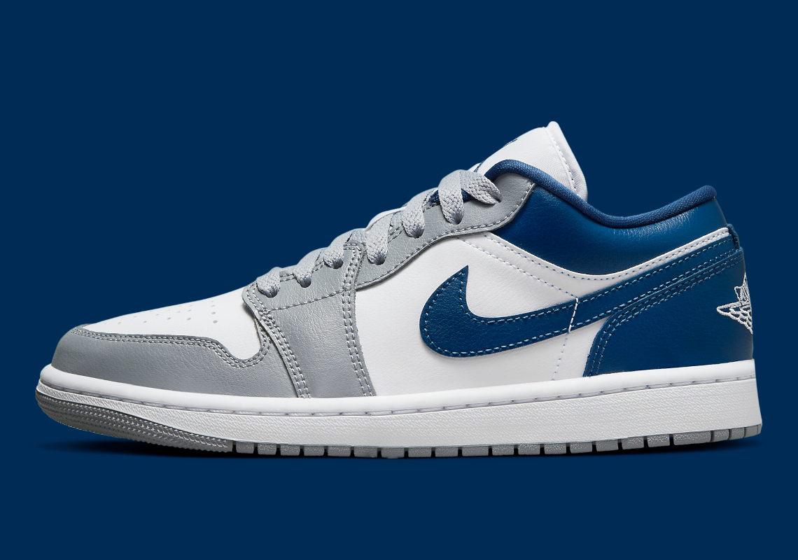 SneakerNews's tweet photo. Dodger fans, these are for you.

More Details: https://t.co/3odv7I6SYz https://t.co/LUUrR8iA8K