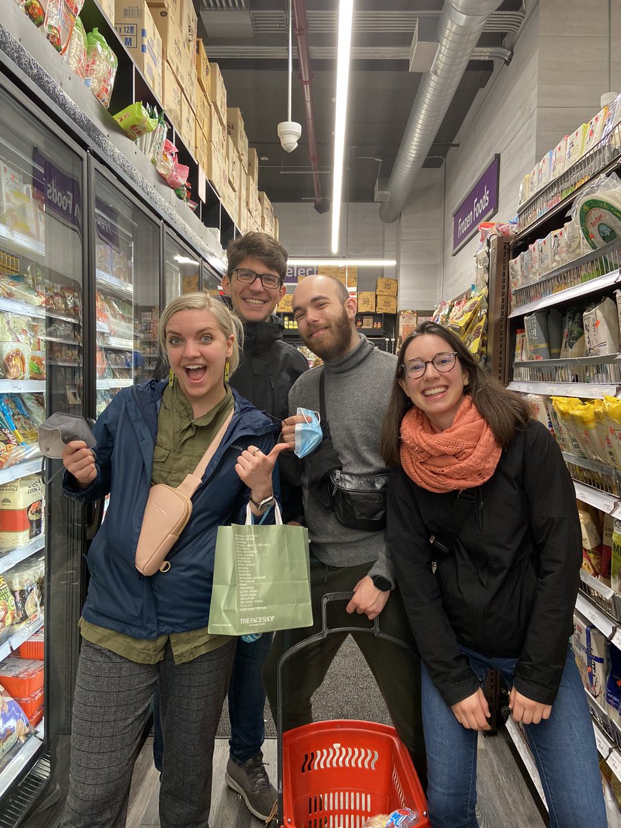 Randi_R_A's tweet photo. At #BoG22 I met many awesome scientists who I hope to see again in the future. Well, itβs already happening! I have TWICE randomly ran into @MoiCollMacia and @irg_bio in NYC!!! Once in Koreatown and once at Harry Potter Store!! π§¬π€―π€ https://t.co/xTecmxYTdi