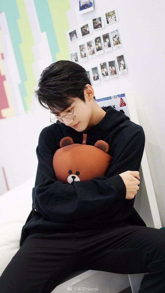 ppk_korea's tweet photo. เนื่องจากวันเกิดเราและวันเกิดพี่เคอ❣️
แจกเงิน 100 บาท 3 คน
รี + เมนชั่นให้พี่เคอหน่อยนะ 🎊💗🎂😘

#GIVEAWAYKEYUDAY
#keyu20thbirthday https://t.co/uFs5ANF4Wm