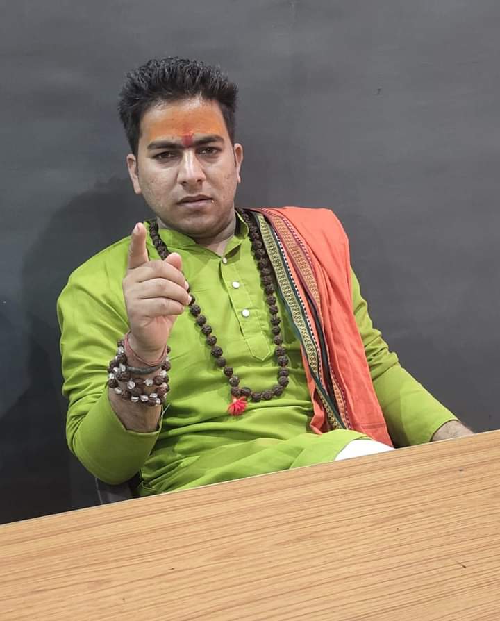 Pankajdutttiwa2's tweet photo. सभी प्रेम से बोलो ज्ञानव्यापी वाले महादेव की जय https://t.co/xCYBcbSho8