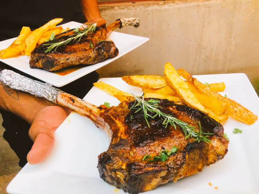 SigaCulinary's tweet photo. Come try out our amazing manSize Tomahawk steak cooked to your choice of temperature for only R200.00 

Open from Tuesdays to Sunday 
11.00am to 20.00pm https://t.co/WcH6Z65tR1