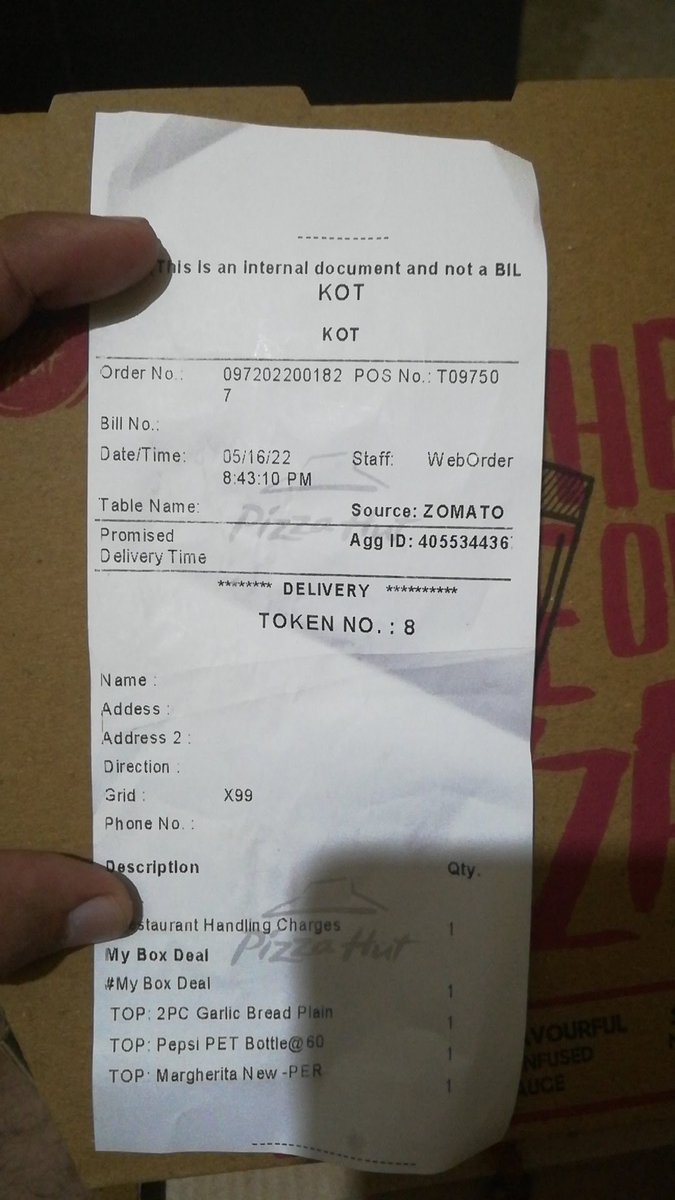 mht_dhiman's tweet photo. @PizzaHutIN it's a second time I had order to pizzahut but my experience is totally wrost just because they stolen my cold drinks from the order. Invoice have mentioned cold drinks but don't send to me and pickup the calls. I tried 18 times but no one pickup the call. https://t.co/655GNrNmPZ