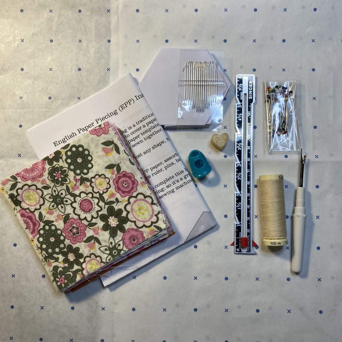 patch_shop's tweet image. Check out my eBay shop new EPP kit available on sale limited edition fabrics on EPP kits. #epp #englishpaperpiecing #patchwork #quilt #patchworkquilt #handsewing #eBayseller #eBay #ebayfinds #ebaymaker #ebayhandmade #ebaystore