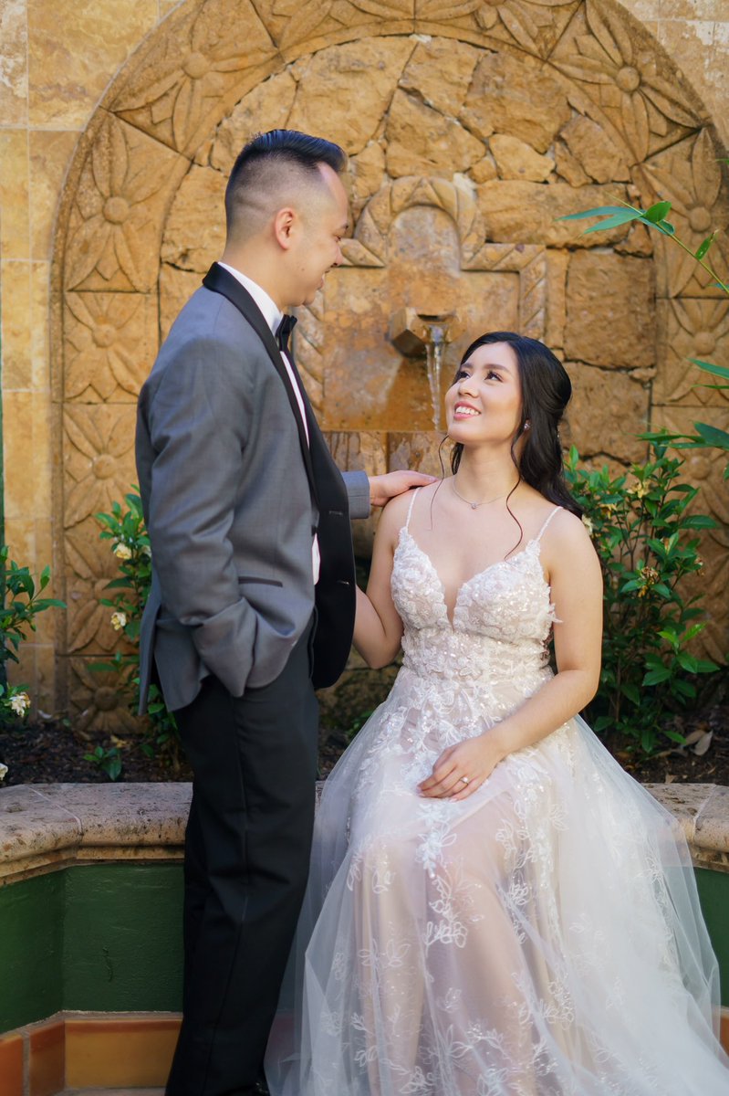 crystavenice's tweet photo. Got married!!!! 🙌🏻🥰❤️ https://t.co/YXA6oOuZnO