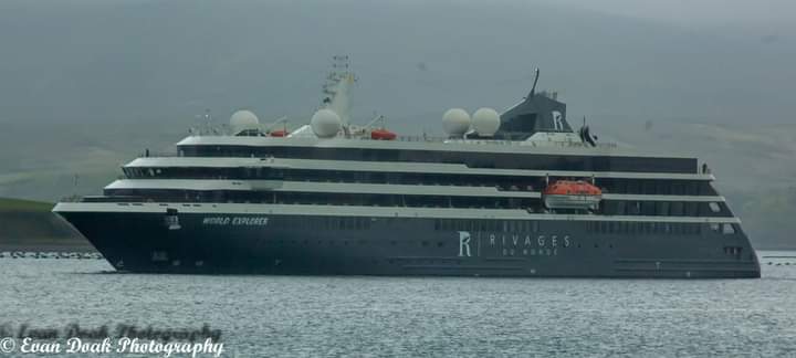 evanbantry's tweet photo. @Ilovebantry World Explorer in Bantry Bay https://t.co/3UAMVJu8CQ