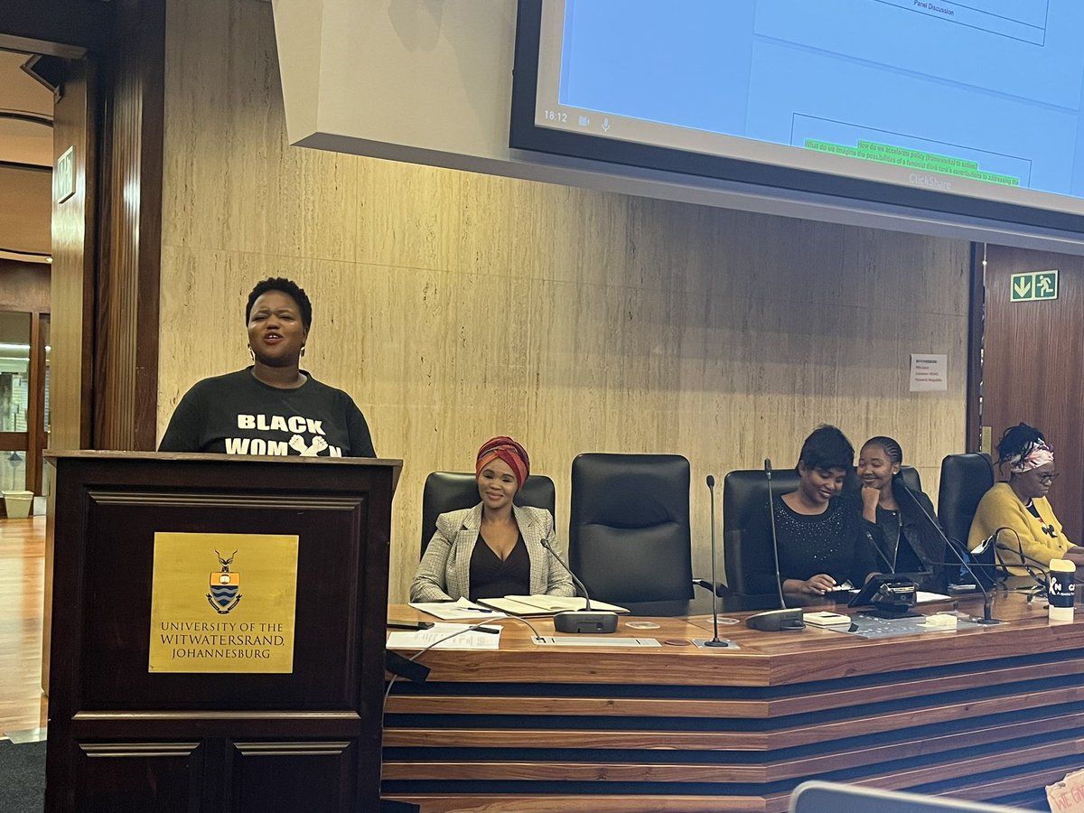 BWC_ingwe's tweet photo. @Feminist_SW opens the floor to the Think Tank sessions. She shared about BWCs foundations at the University - contextualising the students politics since 2017 which has evolved to what it is now. We need to think. How are we really changing the narrative?
#BWCThinkTank https://t.co/WeZVegTmxR