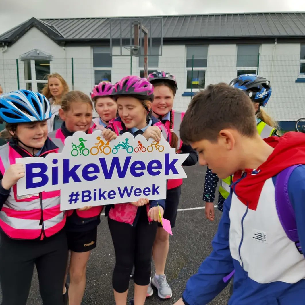 KerryRSP's tweet photo. A fabulous turnout from Scoil Saidhbhรญn 5th and 6th class students, who cycled to school as part of Kerry BikeWeek....well done everyone!! ๐ด๐ด๐พโโ๏ธ๐ด๐ปโโ๏ธ
#BikeWeek / #ClickintoGear / #BikeWeekKerry /
#BikeWeek2022 https://t.co/UKICMzPxv6